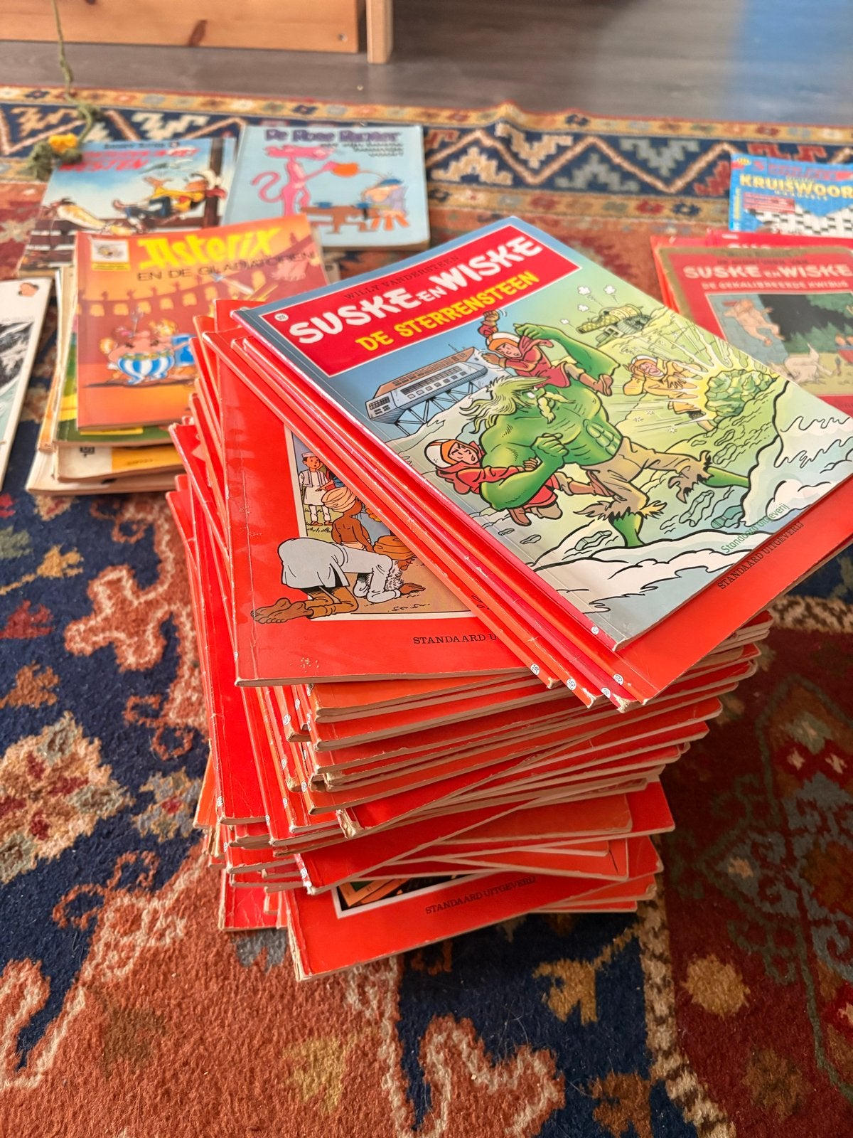 Grote stapel Suske en Wiske stripboeken (50+ stuks), Meerdere stripboeken, Ophalen, Gelezen