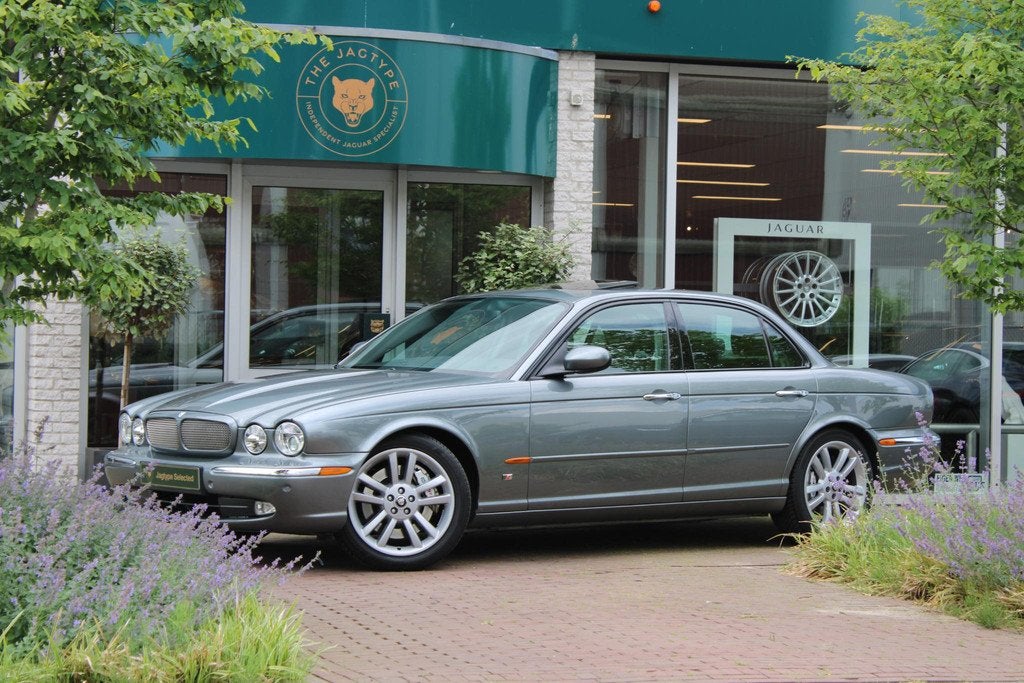 Jaguar XJR 4.2 V8 S/C, Auto's, Jaguar, Automaat, Achterwielaandrijving, Gebruikt, 8 cilinders