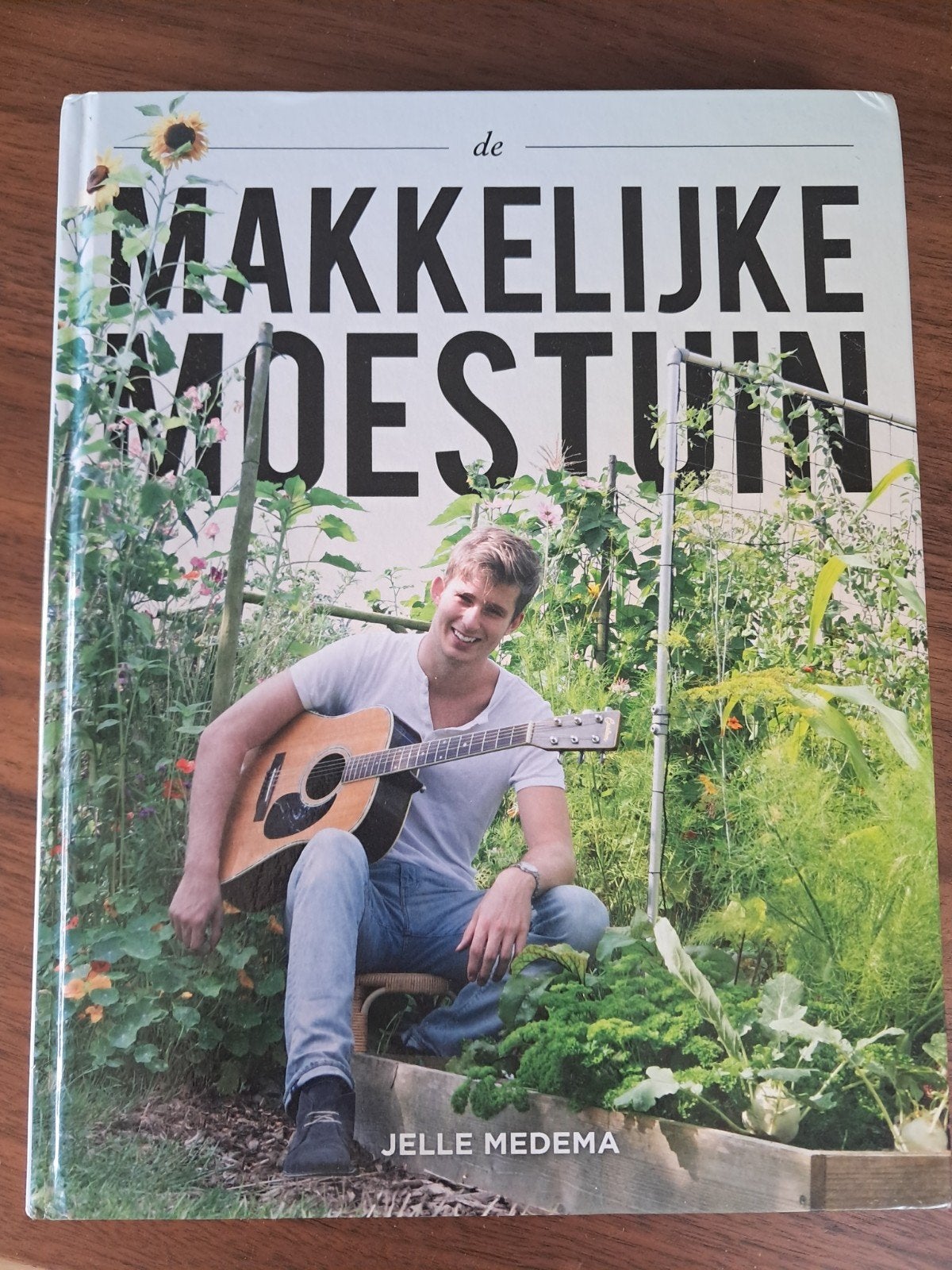 Jelle Medema - De makkelijke moestuin, Moestuin, Ophalen of Verzenden, Zo goed als nieuw, Saskia Naber; Jelle Medema