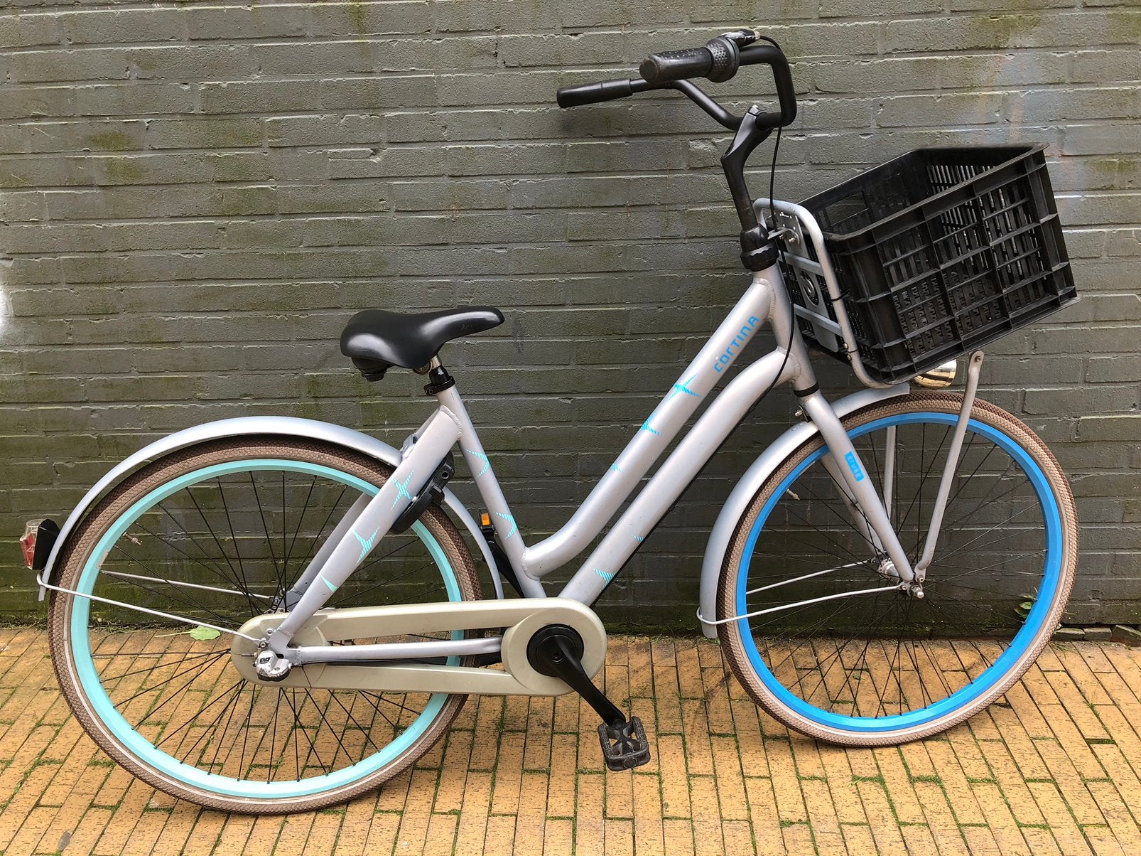 2x Cortina damesfiets 28 inch (topstaat!), Versnellingen, 56 cm of meer, Zo goed als nieuw, Ophalen