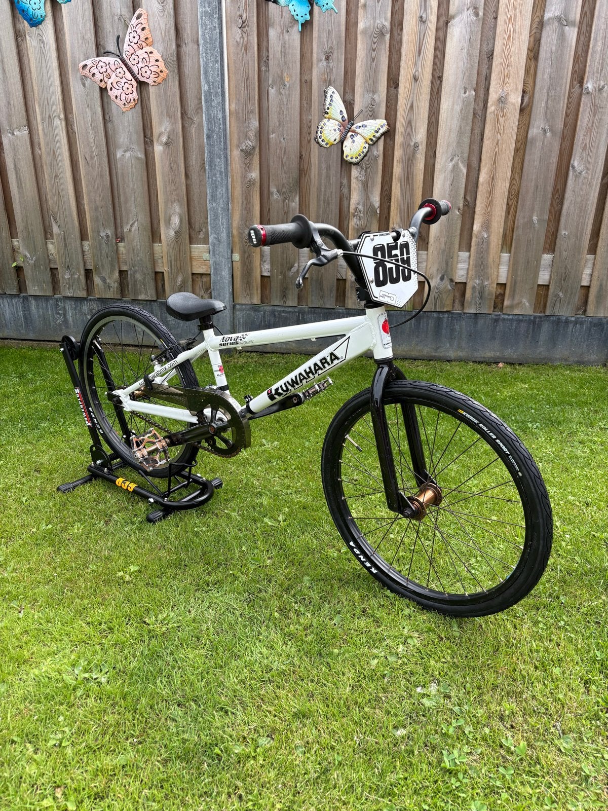 BMX Kuwahara Expert - Nette staat met nieuwe banden, Fietsen en Brommers, Fietsen | Crossfietsen en BMX, Gebruikt, Velgrem, 20 tot 24 inch