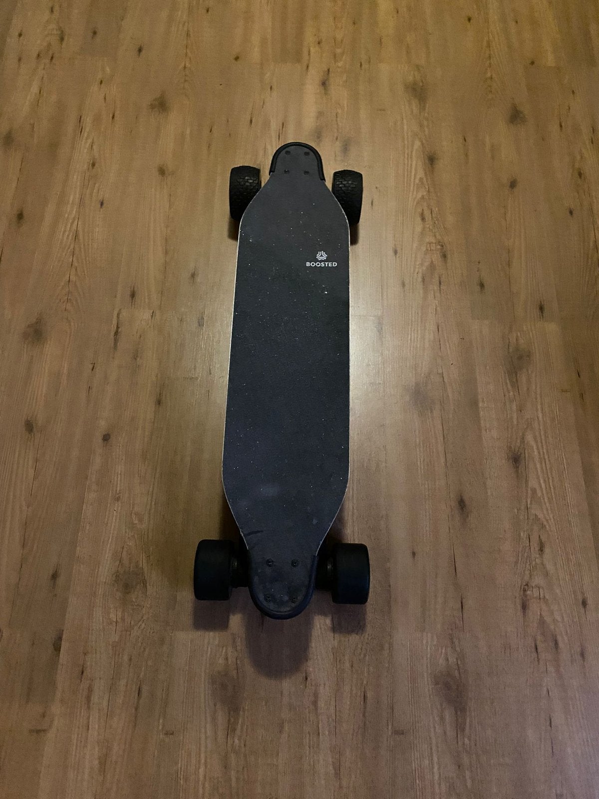 Boosted Elektrisch Skateboard ZGAN - Inclusief Extra's, Sport en Fitness, Skateboarden, Ophalen, Zo goed als nieuw, Skateboard