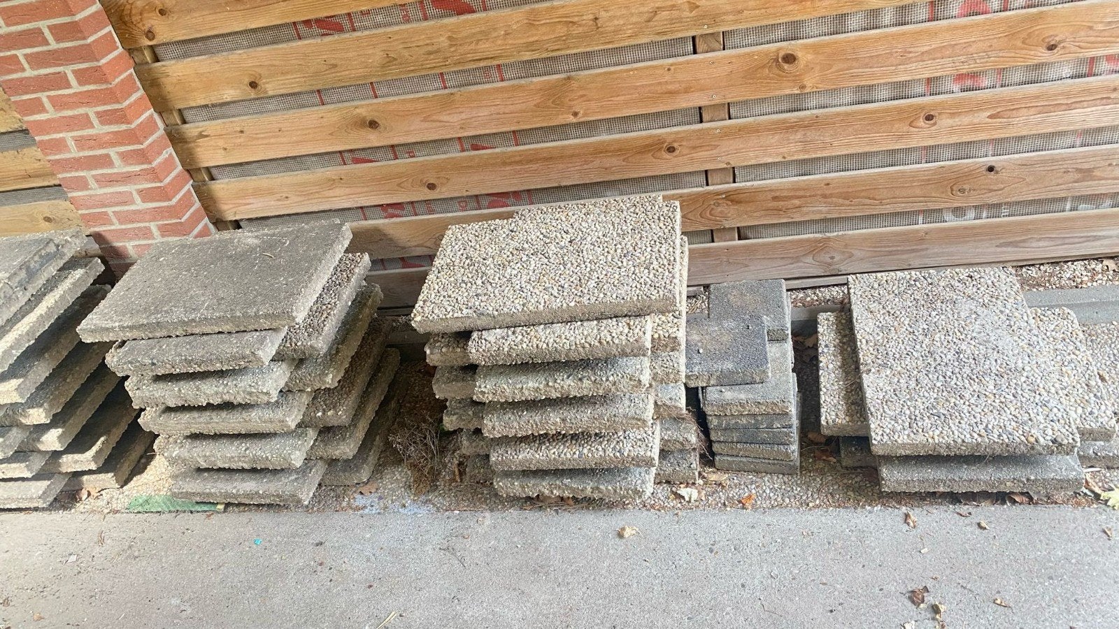 Partij tegels. Grindtegels. 15m2. Gratis af te halen., Ophalen, Gebruikt, Hout