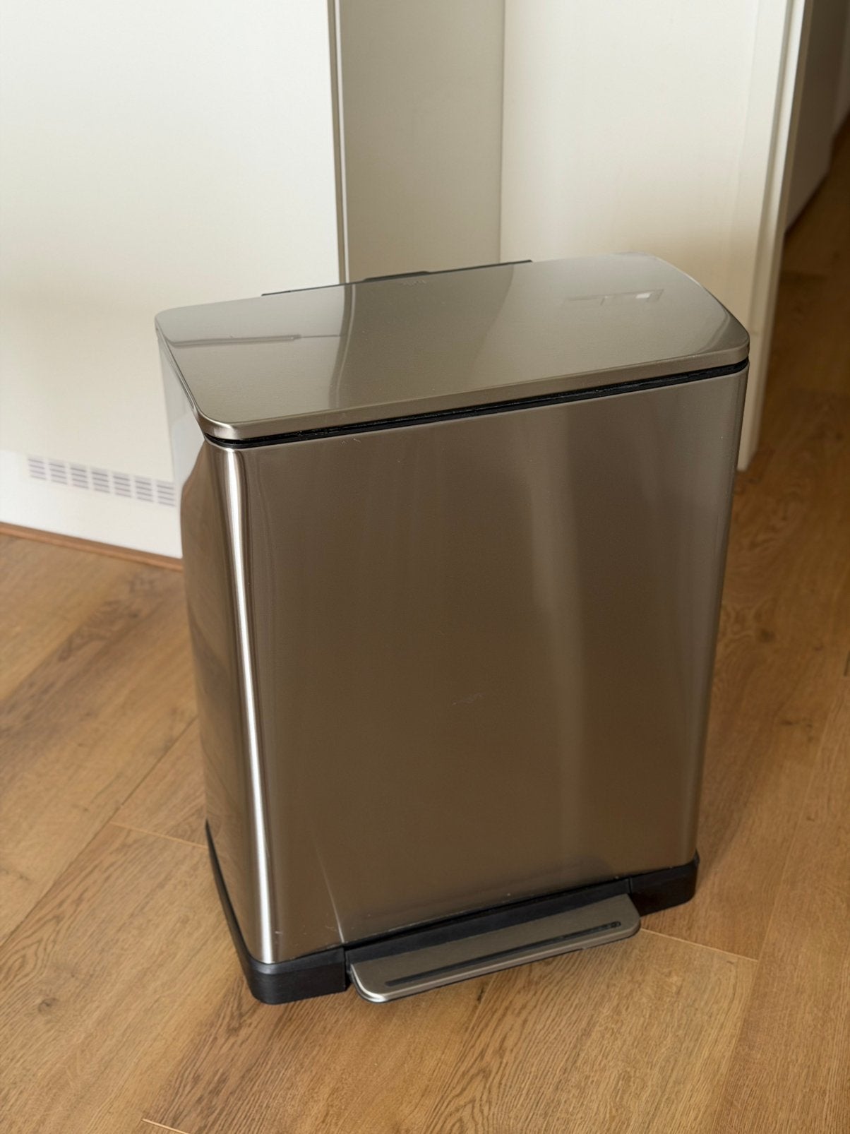 EKO  - Stainless steel Plastic - Prullenbak, 40 liter of meer, Ophalen, Zo goed als nieuw