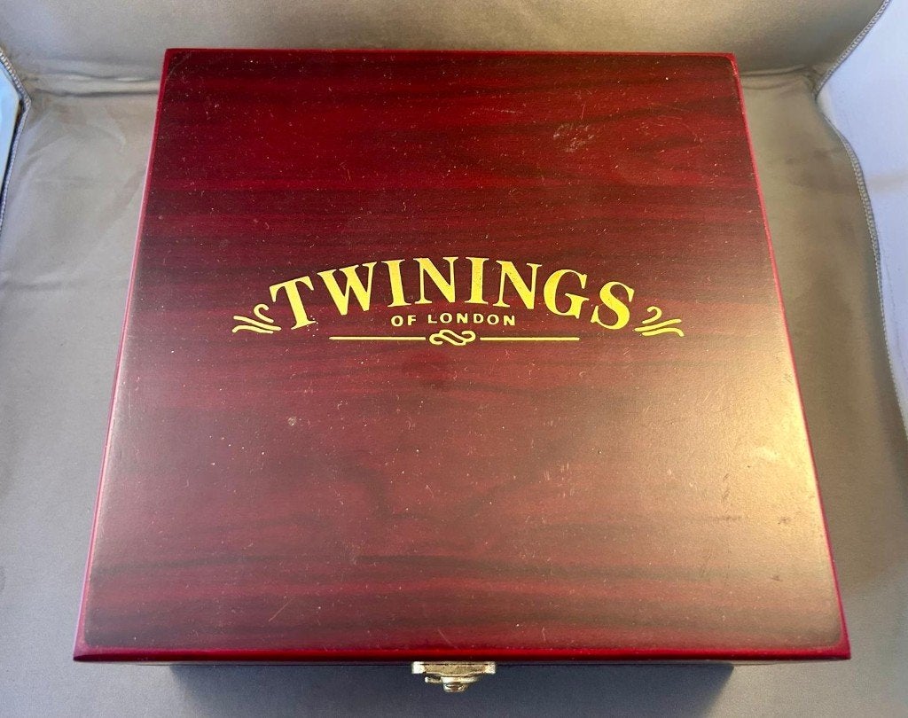 Houten theedoos van Twinings, Huis en Inrichting, Keuken | Keukenbenodigdheden, Hout, Ophalen of Verzenden, Zo goed als nieuw