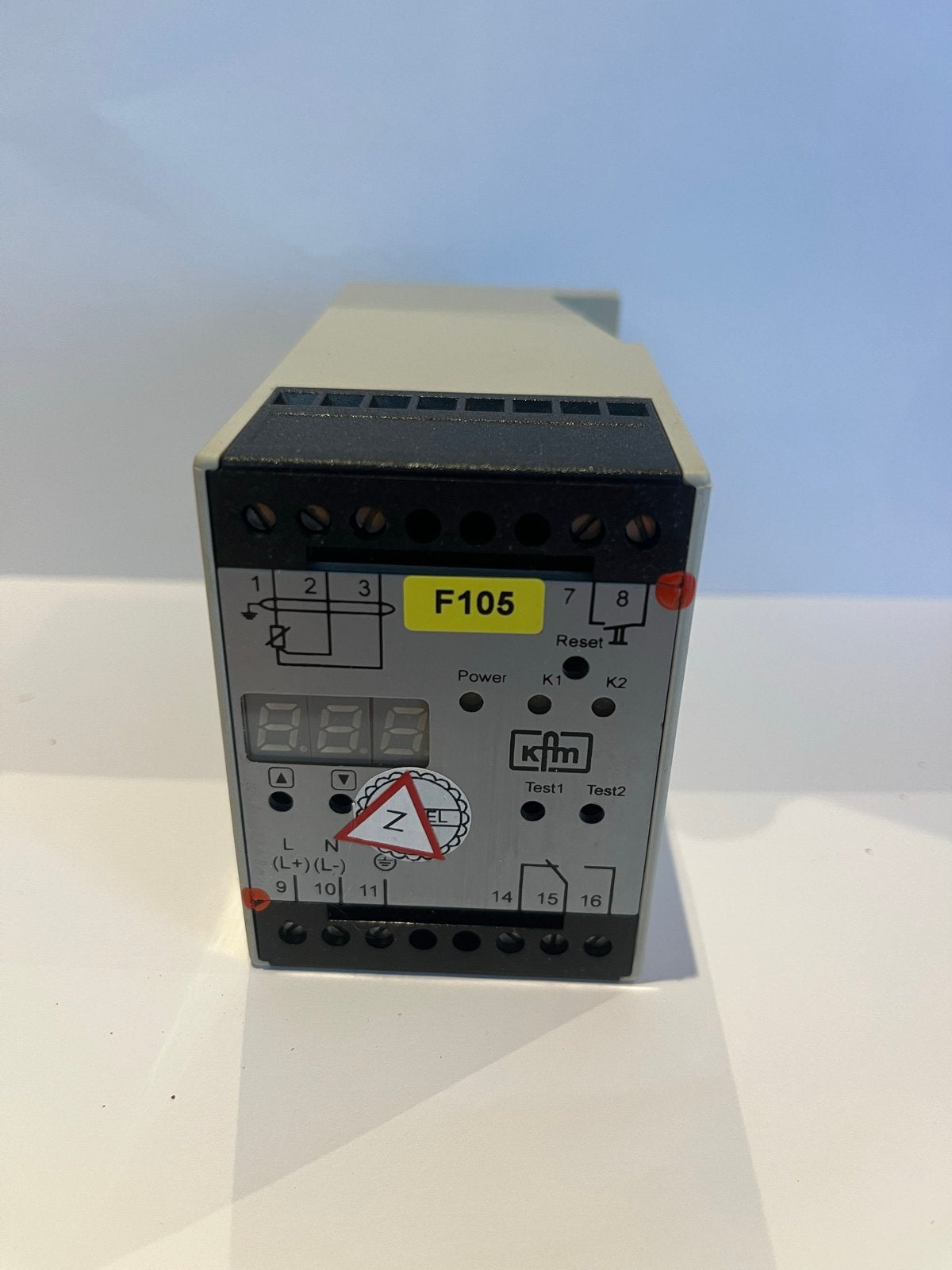 KFM Regelungstechnik Temperatuurregelaar F105, Hobby en Vrije tijd, Elektronica-componenten, Geen, Ophalen of Verzenden, Zo goed als nieuw