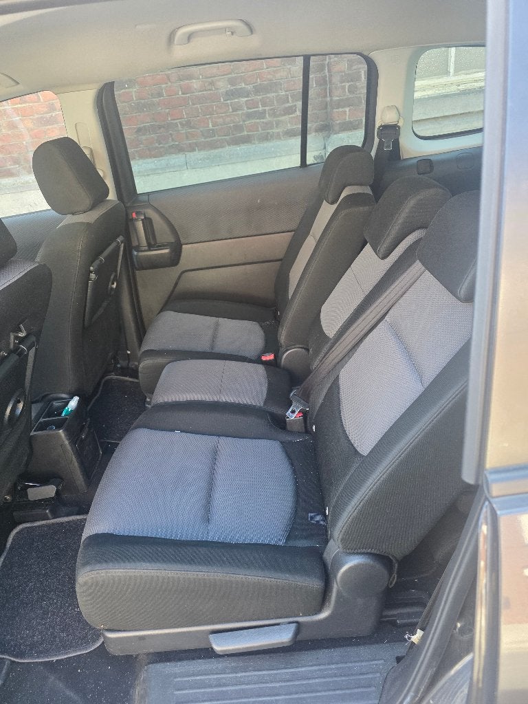 Foto 11 van Mazda 5 1.8 2005 Grijs