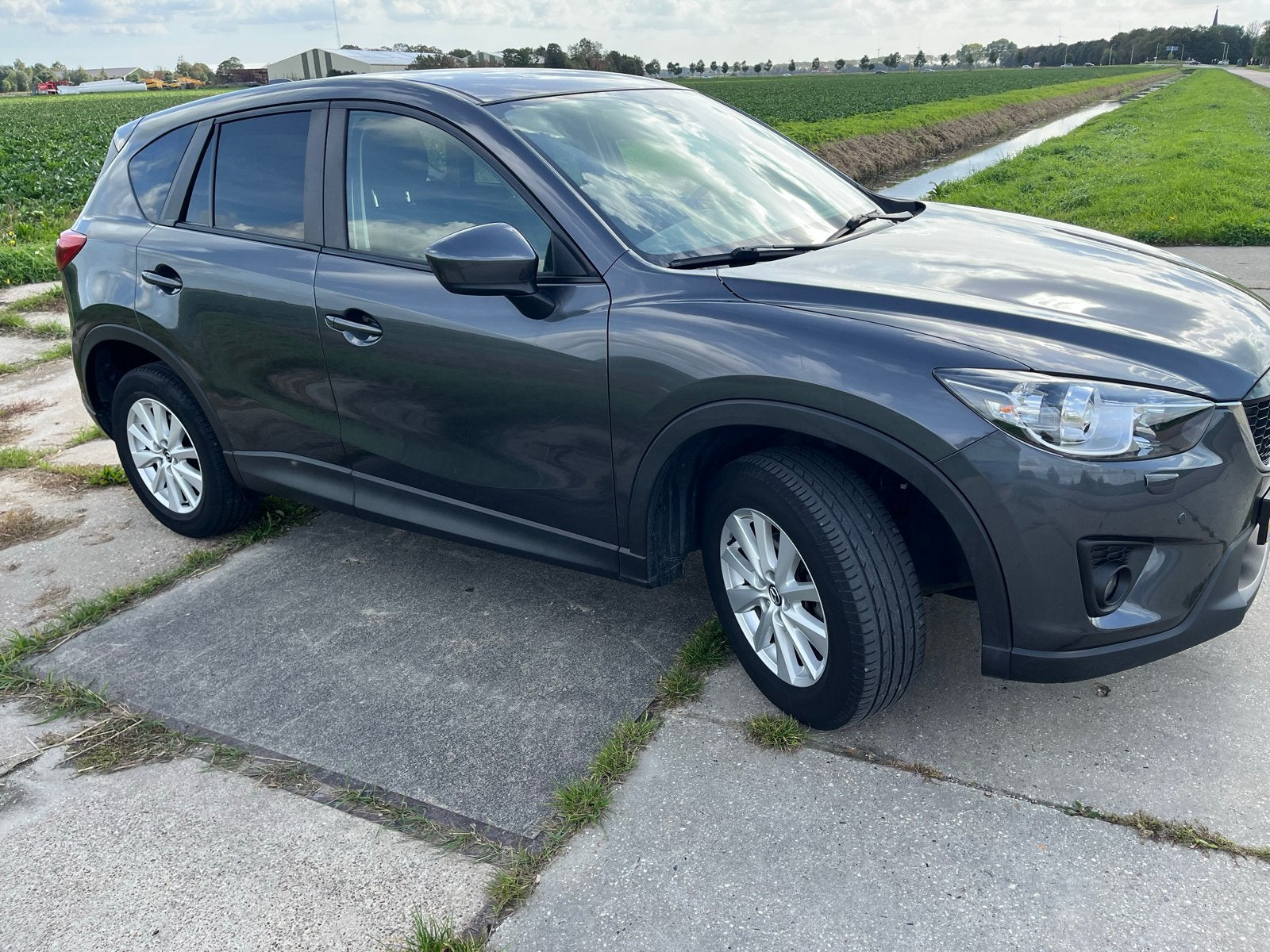 Foto 7 van Mazda CX-5 2.0 121KW 2WD 2013 Grijs