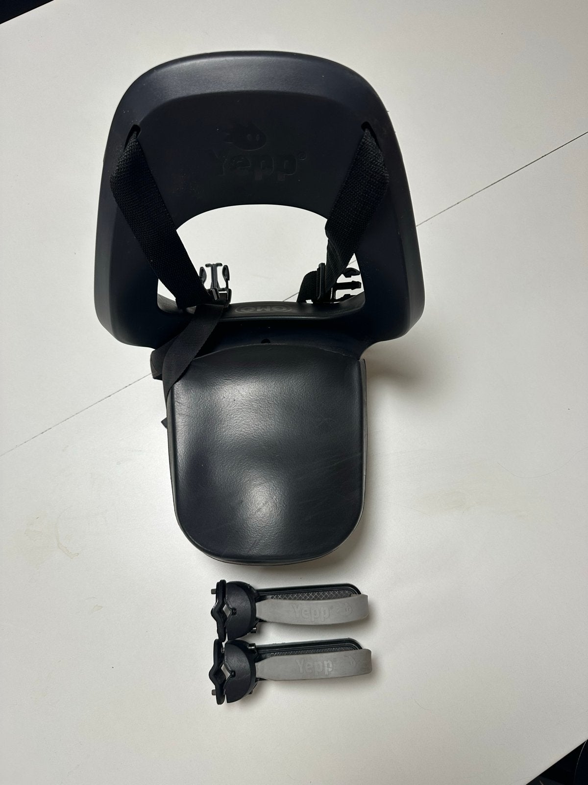 Yepp GMG Achterzitje Zwart - Gebruikt, Achterzitje, Ophalen of Verzenden, 9 t/m 36 kg, Gebruikt