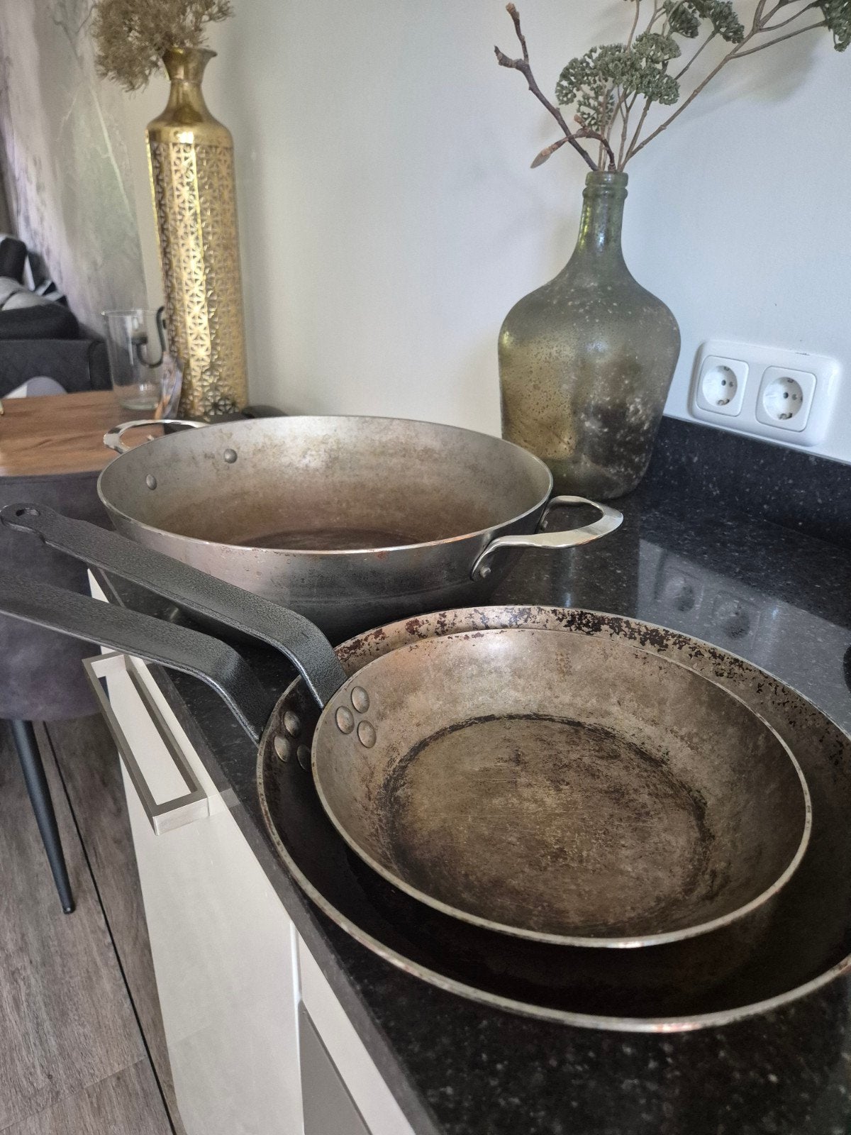 De Buyer Carbon Stalen Pannenset: Wokpan & Koekenpannen, Huis en Inrichting, Ophalen, Overige materialen, Gebruikt, Antiaanbaklaag