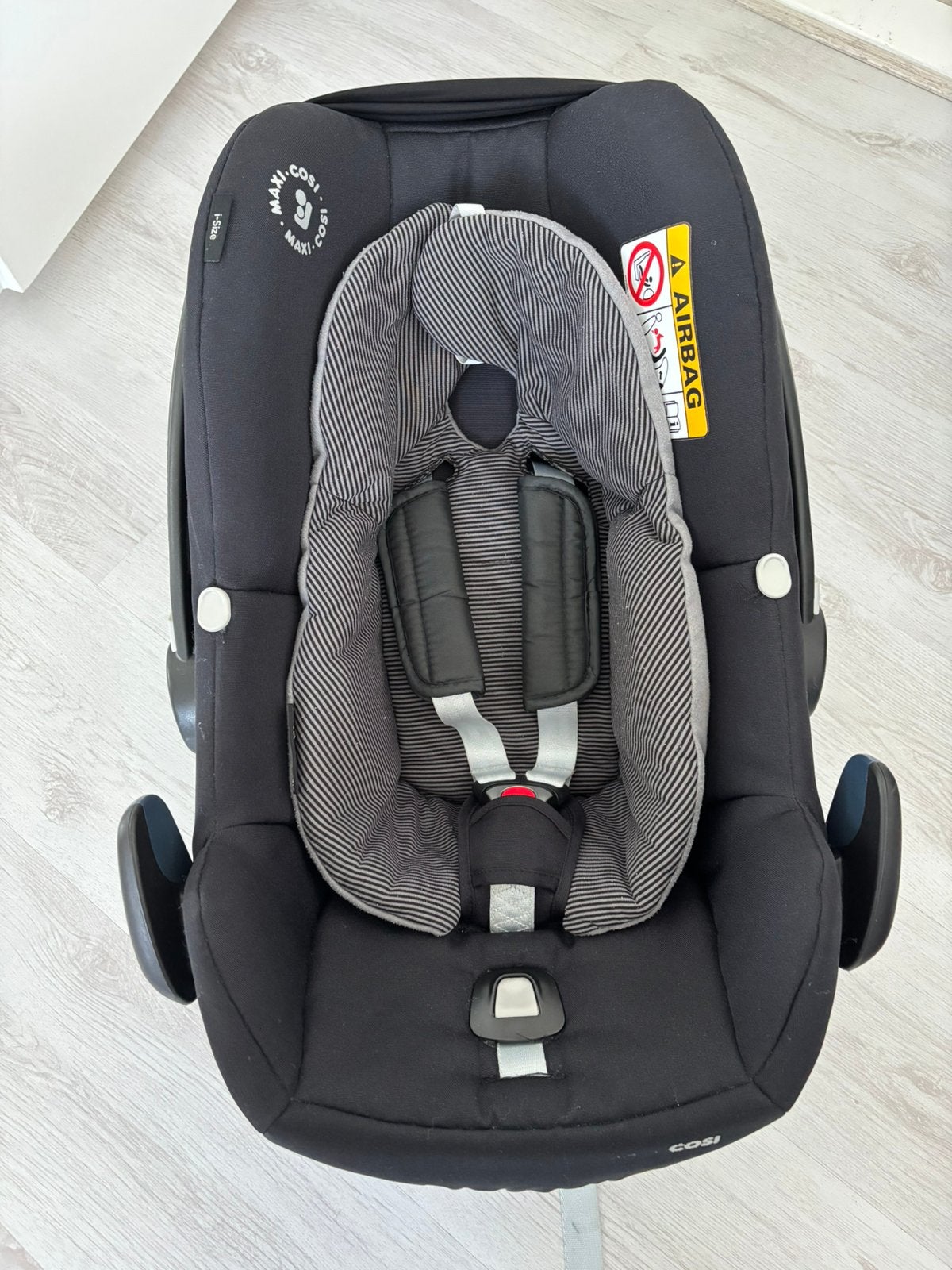 Maxi-Cosi autostoel met FamilyFix 2 Isofix, Ophalen, Zo goed als nieuw, Isofix, 0 t/m 13 kg