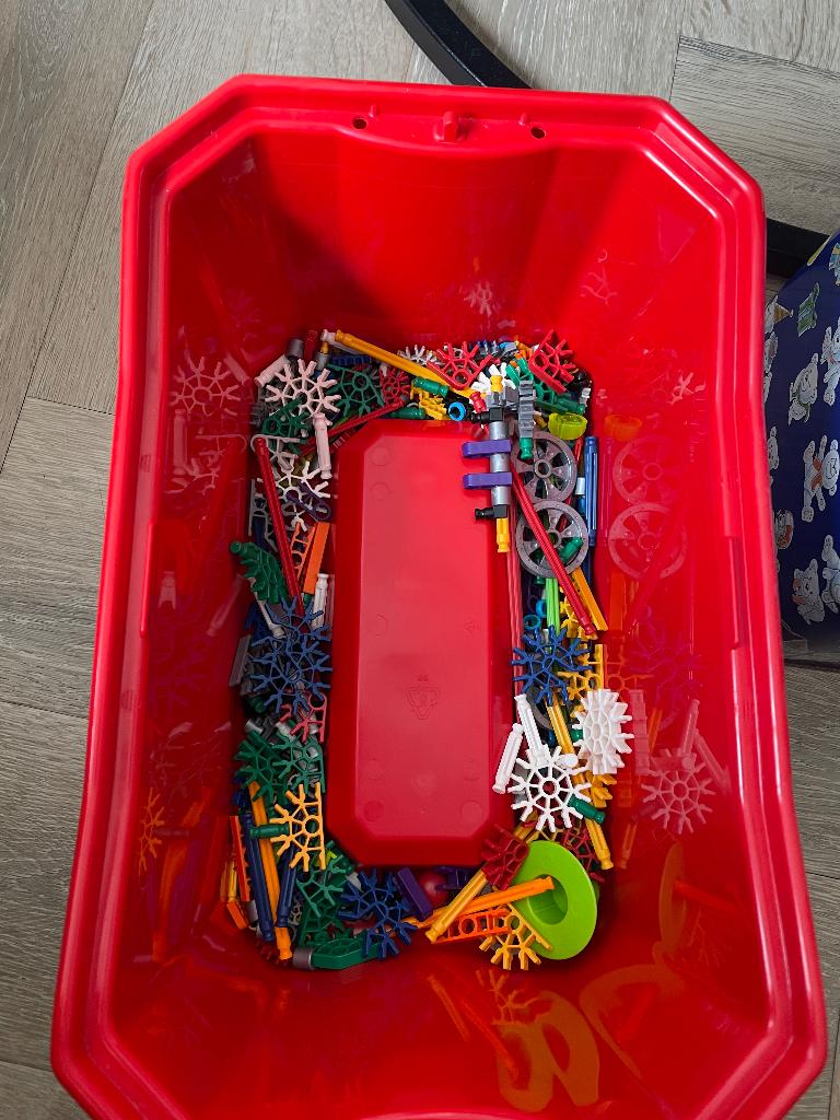 Knex, Ophalen, Gebruikt, K'nex