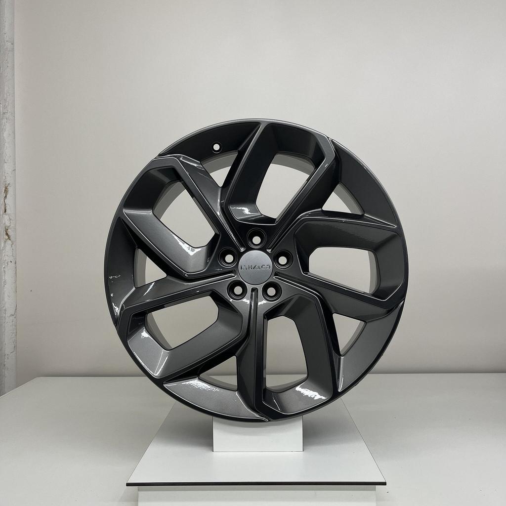 Lynk & Co 01 - 20 inch -, Auto-onderdelen, Banden en Velgen, Gebruikt, Ophalen of Verzenden, 235 mm, Band(en)