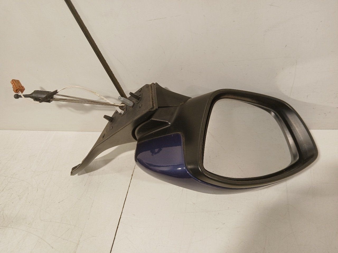 Spiegel buiten links Peugeot 208, Onderdelen@venauto.nl, Van der Ven Autorecycling B.V., Gebruikt, Ettenseweg 76, 4706 PB Roosendaal, The Netherlands