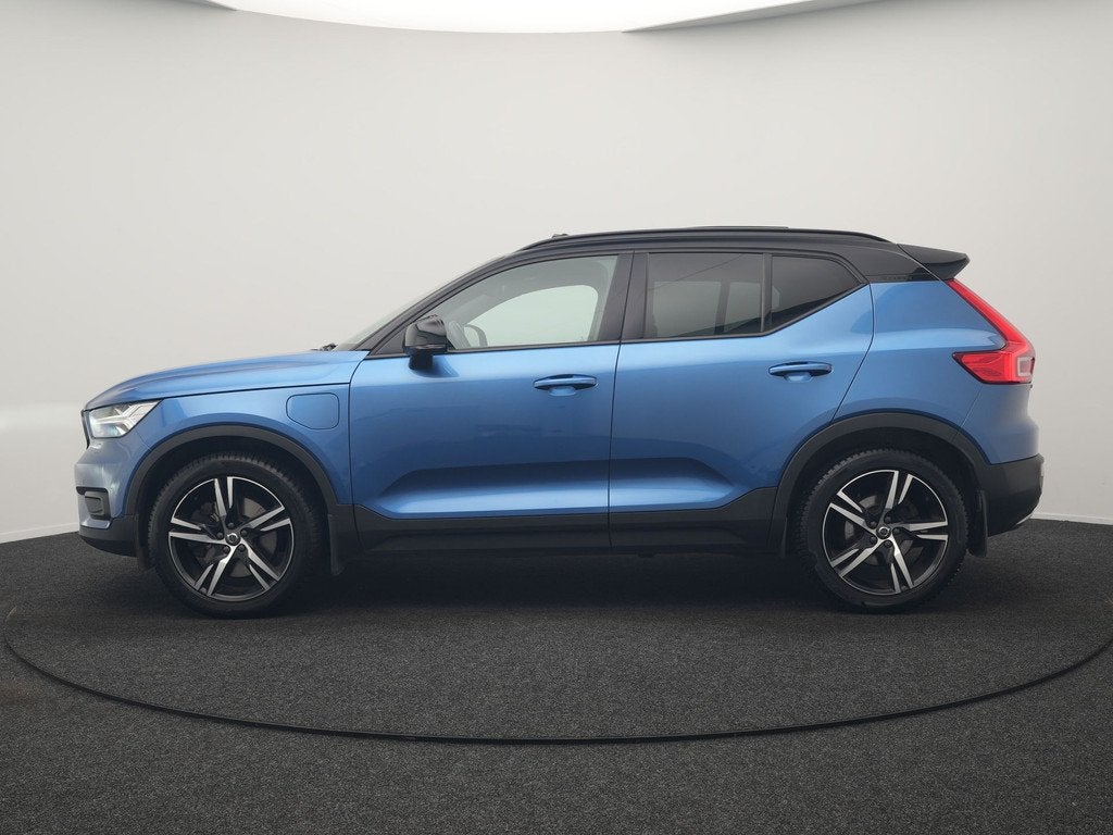 Volvo XC40 T5 Twin Engine R-Design PHEV 262pk | Trekhaak Af, 1712 kg, Blauw, Bedrijf, Hybride Elektrisch/Benzine