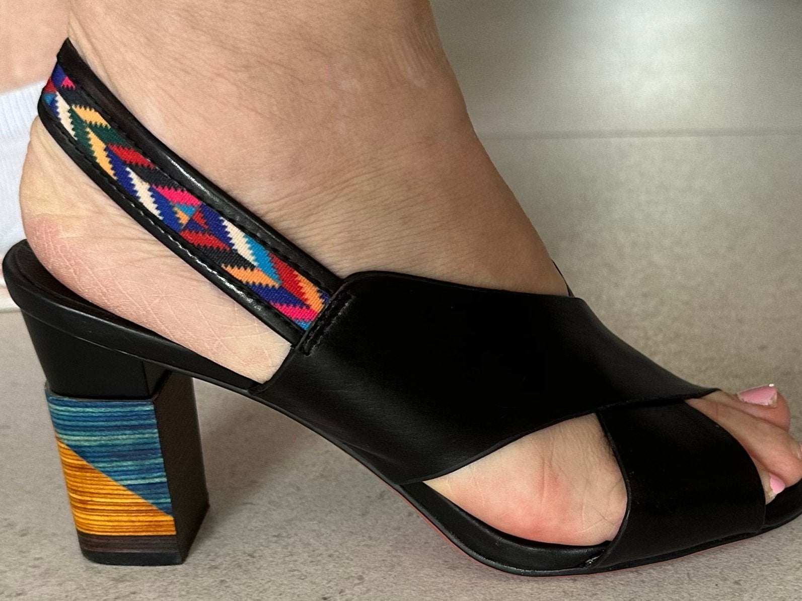 Djina Djinenelli sandalen maat 37, zo goed als nieuw, Ophalen of Verzenden, Zo goed als nieuw, Zwart, Sandalen of Muiltjes
