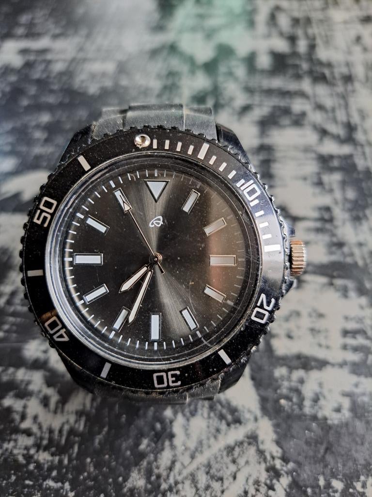 Stoer horloge - batterij moet vervangen worden, Ophalen of Verzenden