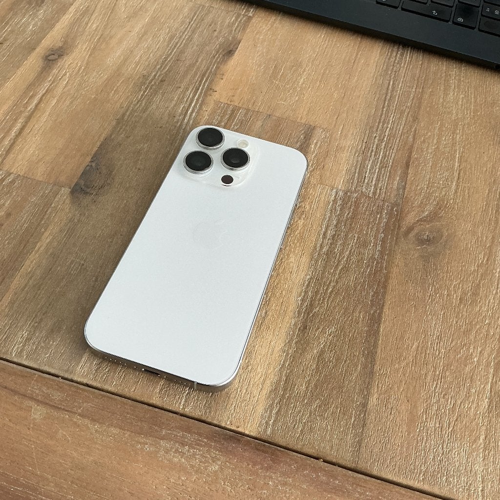 iPhone 16 Pro - nieuwstaat, Telecommunicatie, 97 %, 128 GB, Wit, Zo goed als nieuw