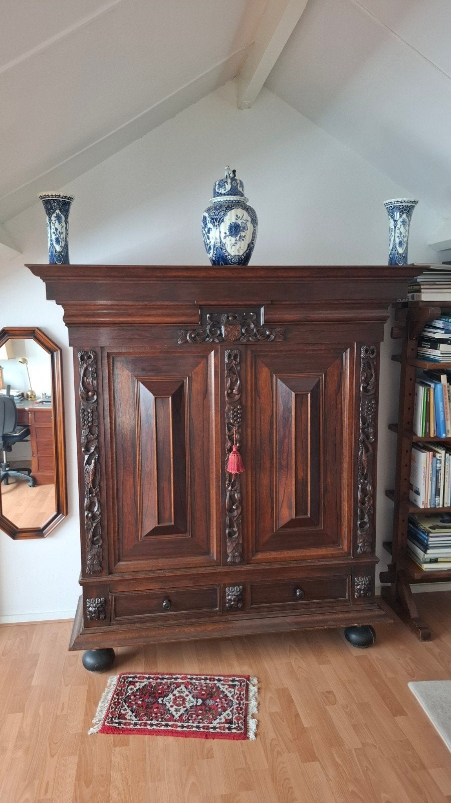 Originele Groenlose Rankenkast met Ornamenten, Ophalen