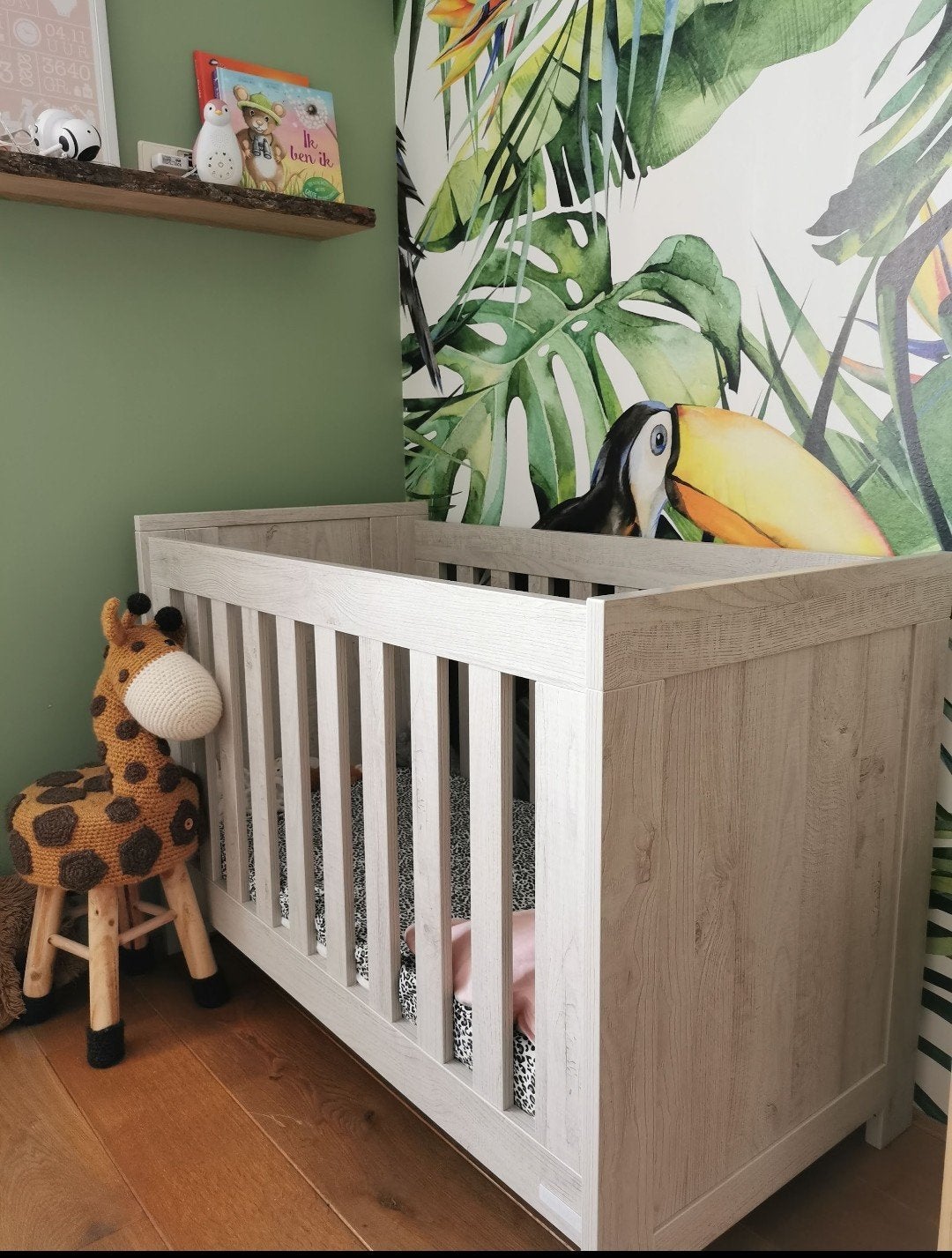 Meegroeikamer Houston: Ledikant & Commode (gebruikt), Kinderen en Baby's, Kinderkamer | Bedden, Ophalen, Gebruikt, Lattenbodem