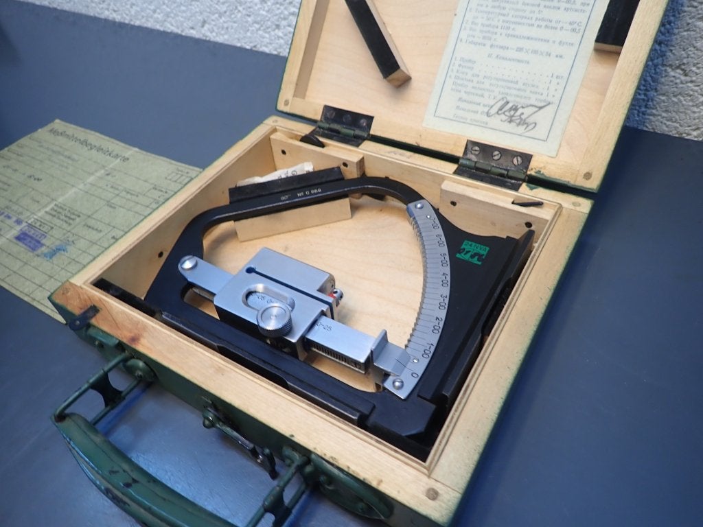 Sovjet artilleriequadrant , zeldzaam militair meetinstrument, Verzamelen, Militaria | Algemeen, Ophalen of Verzenden, Niet ingevuld