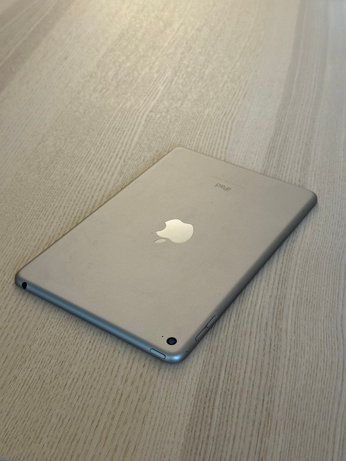 Foto 5 van iPad Mini 4 128GB