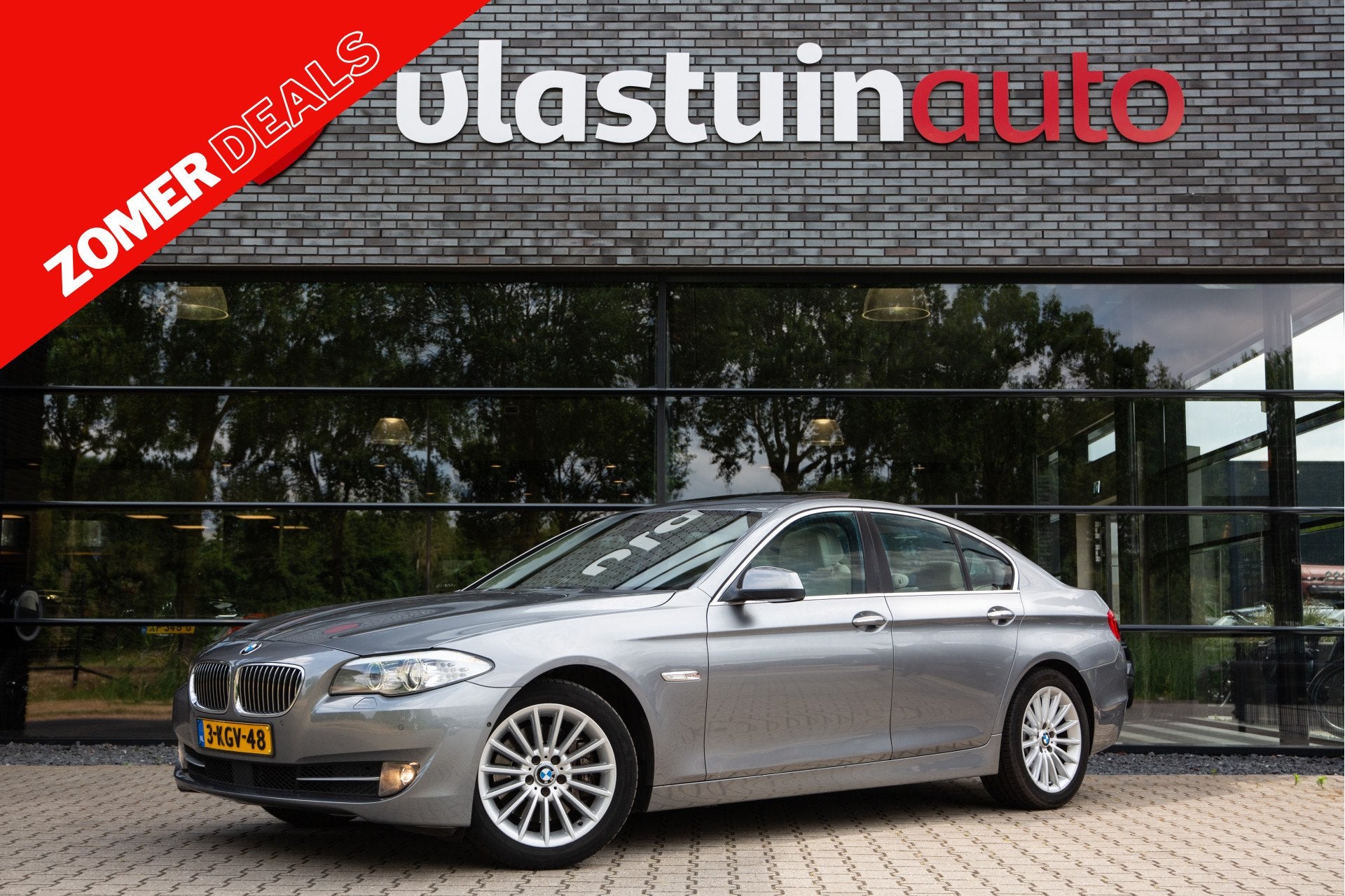 BMW 5 Serie 528i High Executive , Pano, Adap. Cruise Comfort, Auto's, Automaat, Euro 5, Gebruikt, 2000 kg