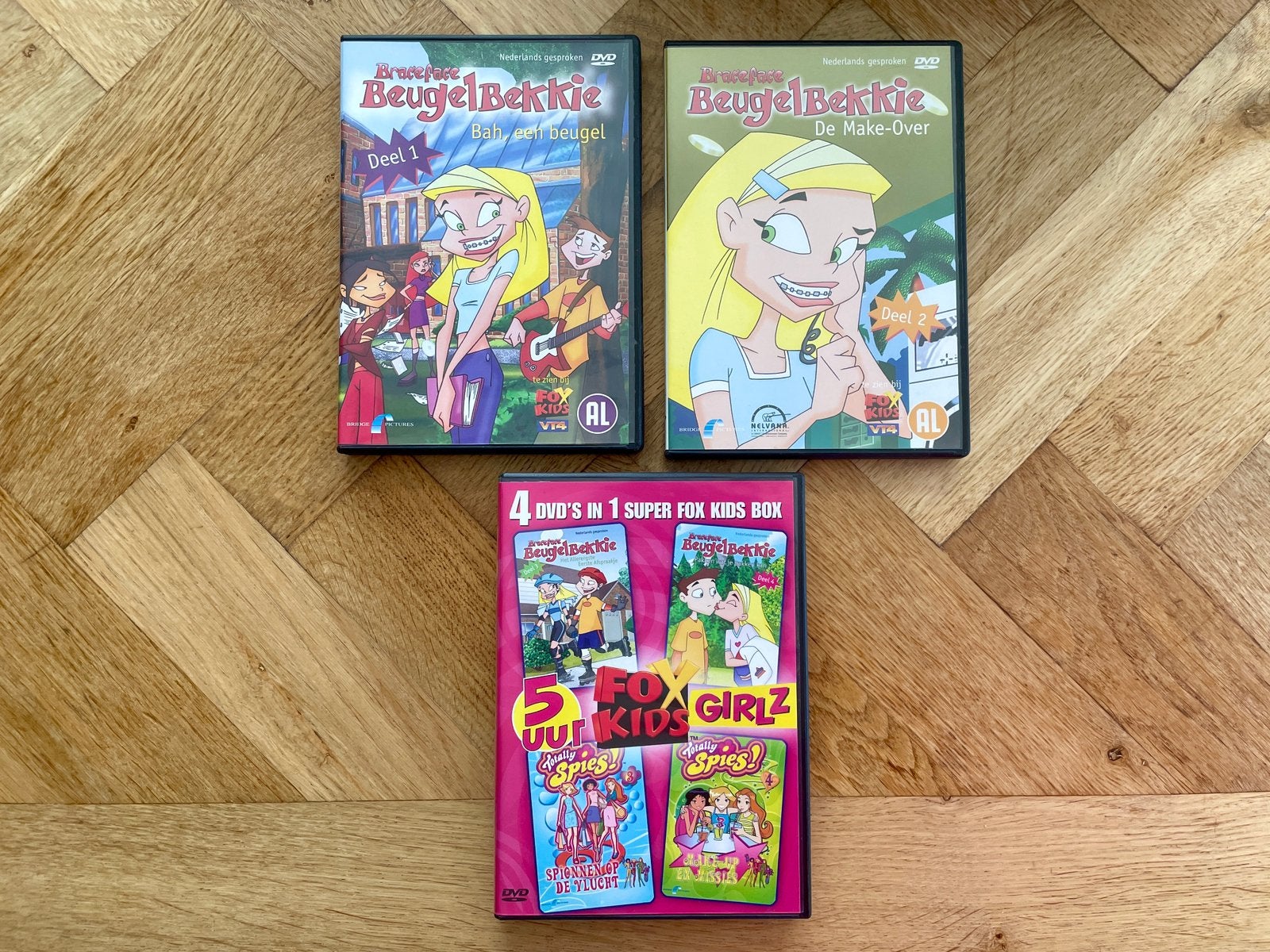Beugelbekkie deel 1 t/m 4 op DVD (krasvrij, met NL), Tekenfilm, Zo goed als nieuw, Alle leeftijden, Amerikaans