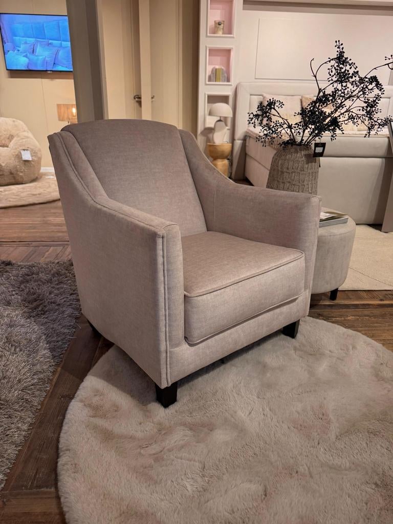 UrbanSofa showroom sale fauteuil Jake, Ophalen, 75 tot 100 cm