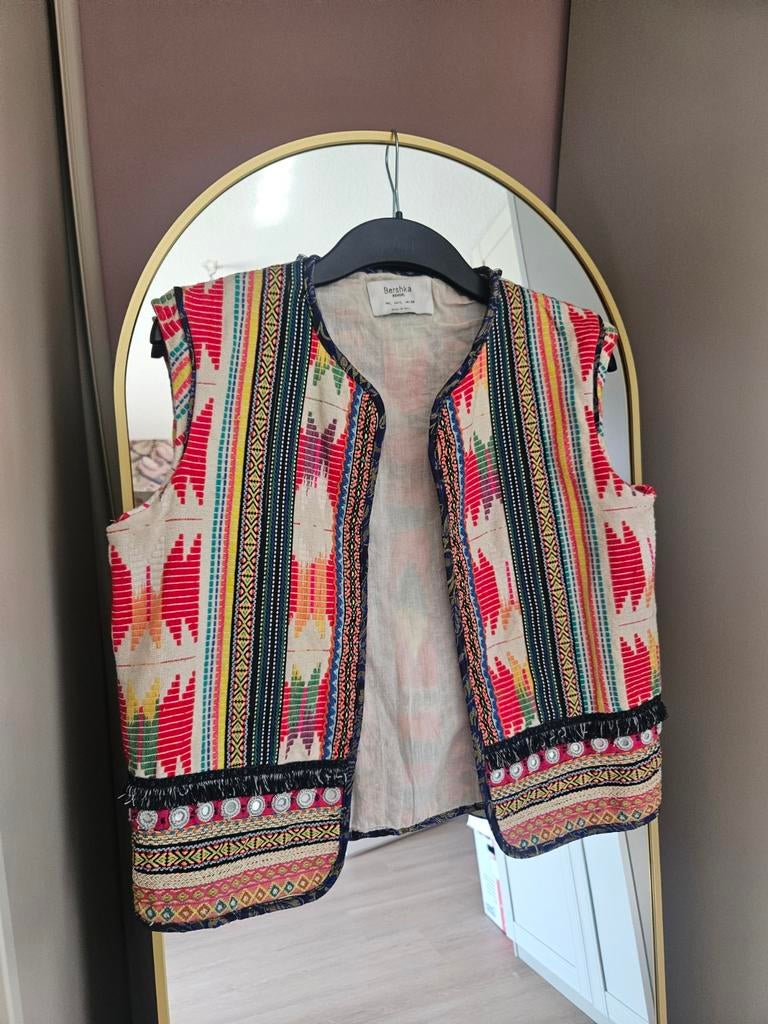 Boho/festival gilet, mooi afgewerkt, mt 38, Ophalen of Verzenden, Zo goed als nieuw, Maat 38/40 (M)