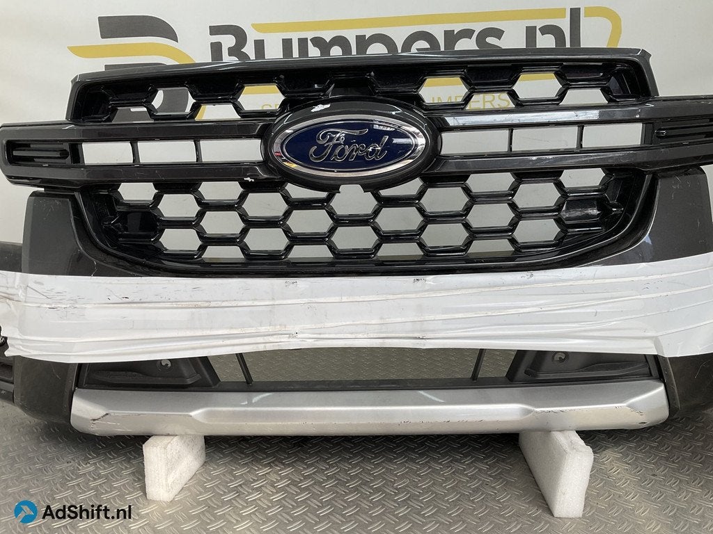 Bumper Ford Ranger IV 2000 N1WB-17C831-HAW Voorbumper D1-203, Bumper