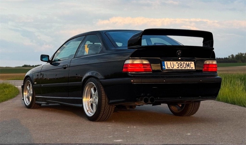 E36 3.0i – volledig professioneel opgebouwd – uniek project, Auto's, BMW, 275 pk, Achterwielaandrijving, Alcantara, Zwart