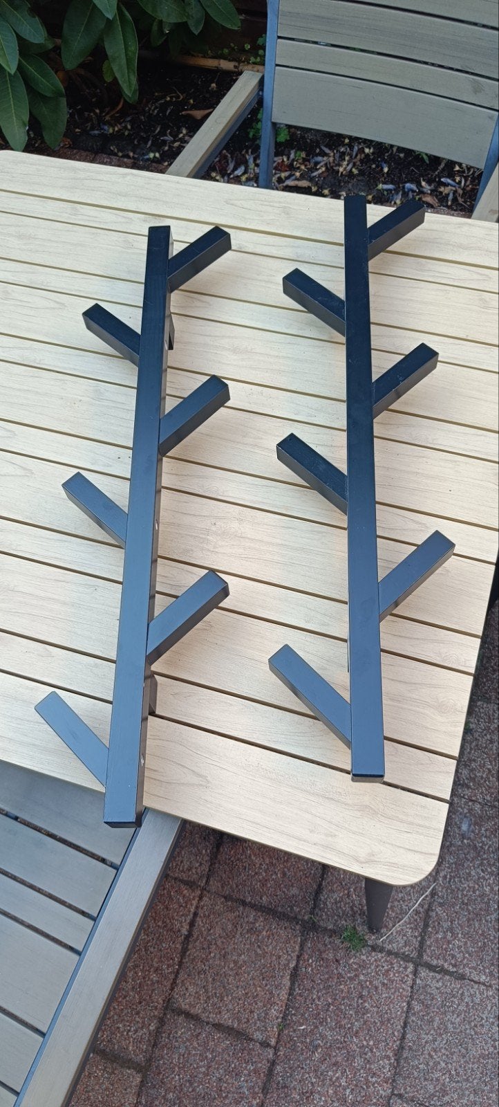 2x IKEA Tjusig kapstok zwart, Huis en Inrichting, Ophalen, Gebruikt, Hout, Wandkapstok