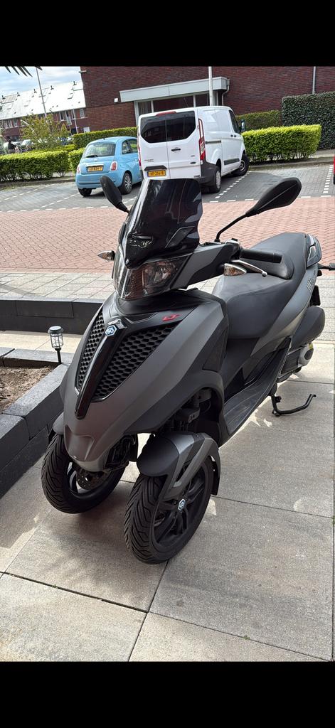 Piaggio MP3 300 HPE Sport  300cc, Motoren, Scooter, Gebruikt, Particulier, Meer dan 35 kW