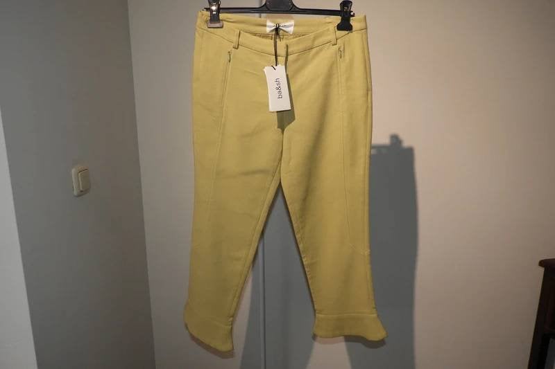 BA&SH broek geel tint onderkant uitlopend Nieuw Nieuw 2/M