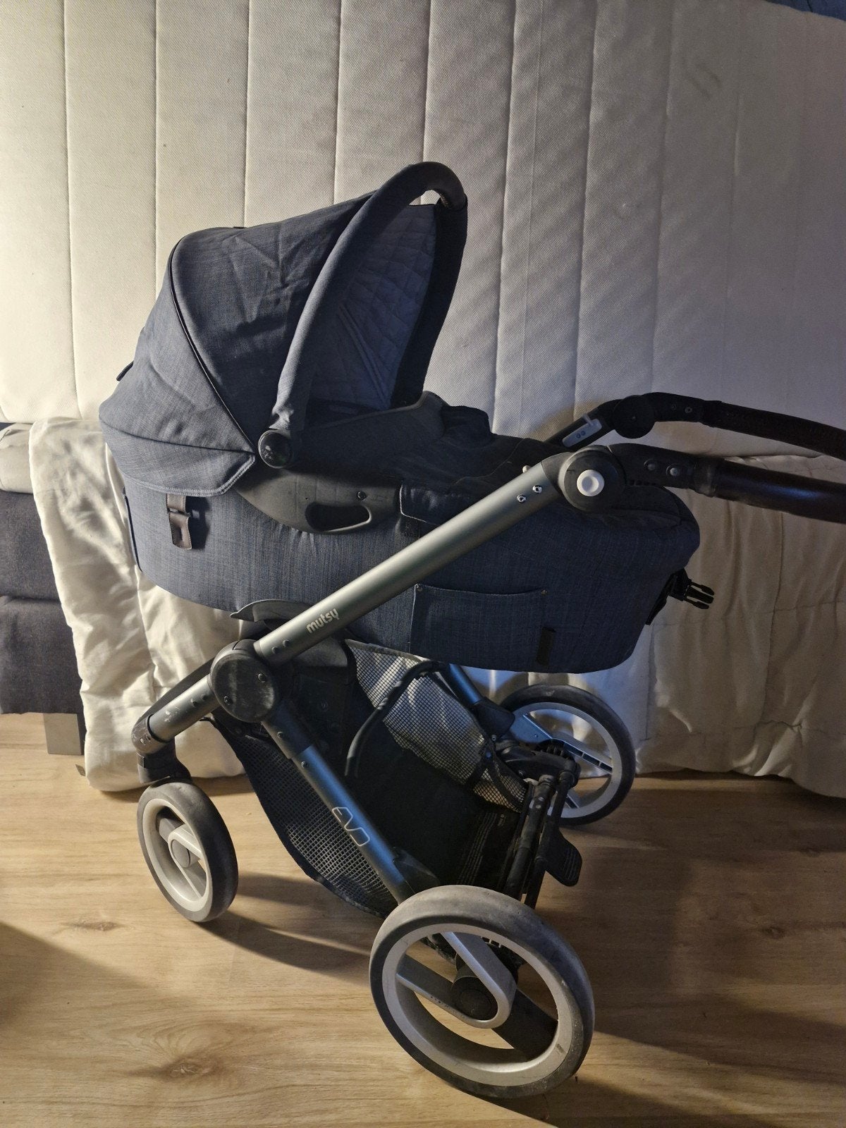 Mutsy evo wandelwagen met luiertas, Ophalen, Gebruikt, Overige merken, Regenhoes