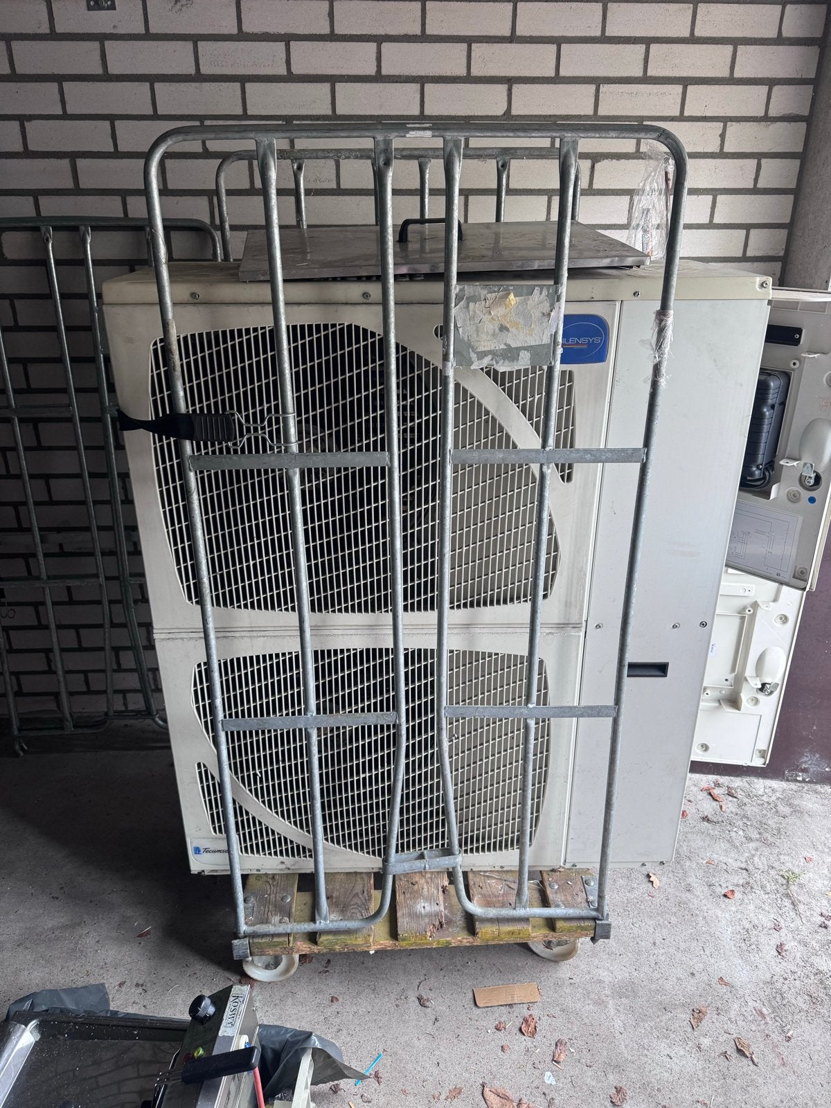 Professionele Buitenunit Airco - Krachtige Koeling, Zakelijke goederen, Ophalen of Verzenden, Diepvries