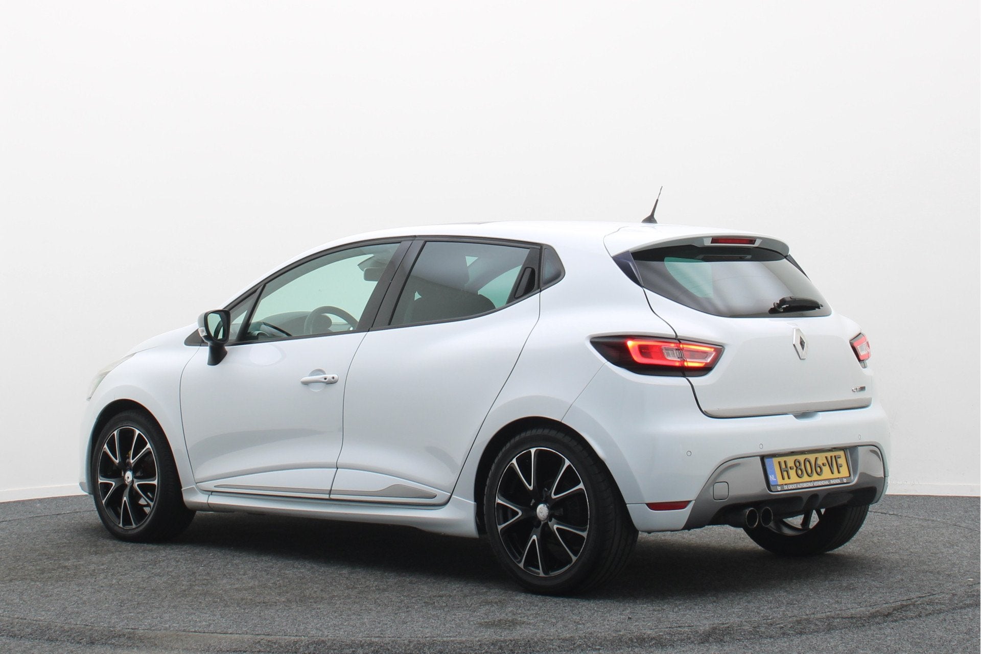 Renault Clio 1.2 GT Panoramadak, R.S. Drive, Camera, Keyless, Auto's, Renault, Stof, Gebruikt, 4 cilinders, 1054 kg