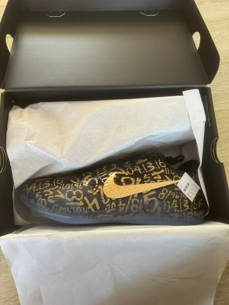 Nike kobe 11 mamba day maat 47,5, Ophalen of Verzenden, Nieuw, Overige kleuren, Sportschoenen