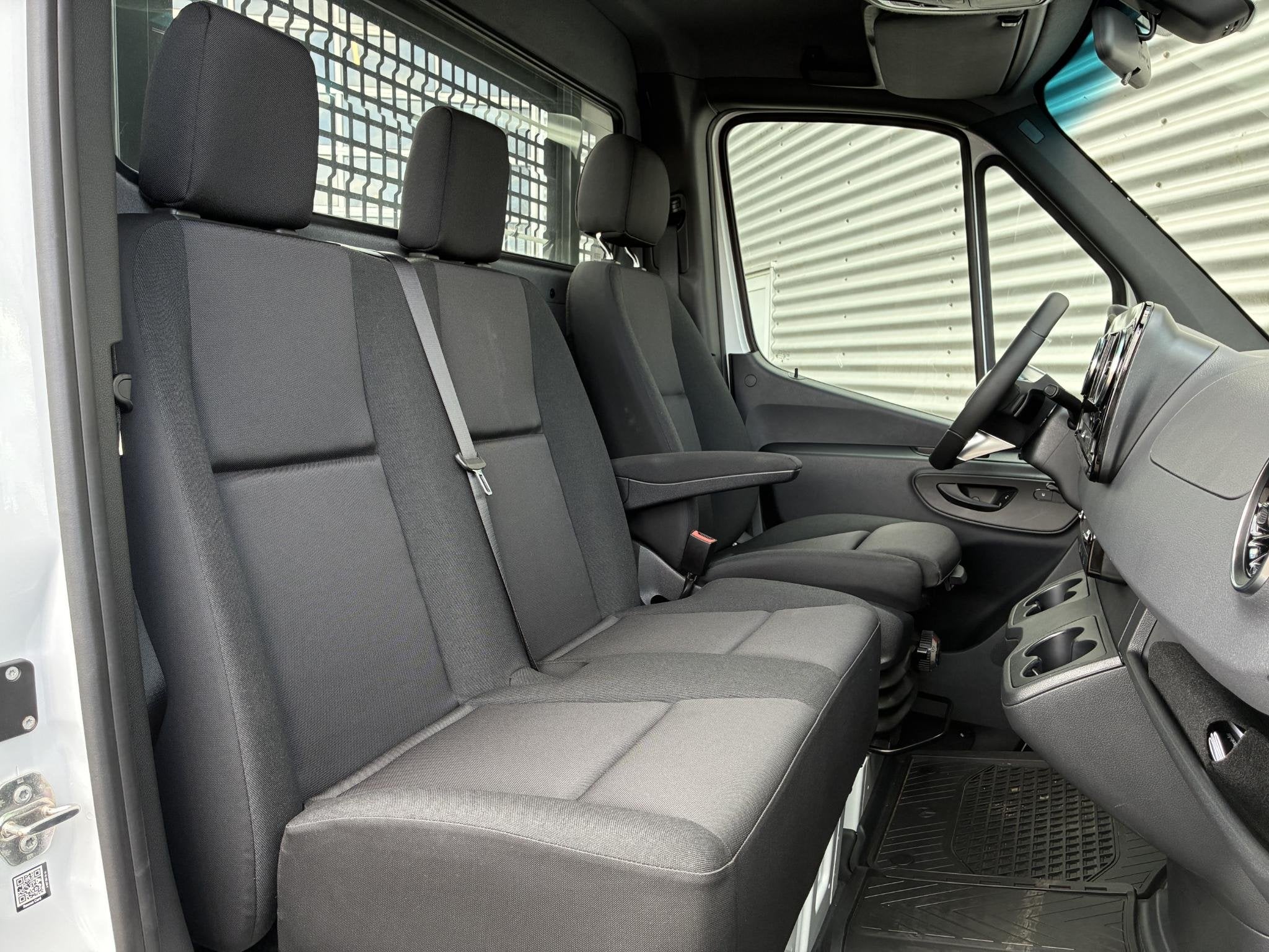 Mercedes-Benz eSprinter 320 L3 81kWh | Select | Open Laadbak, Automaat, 81 kWh, Gebruikt, Zwart