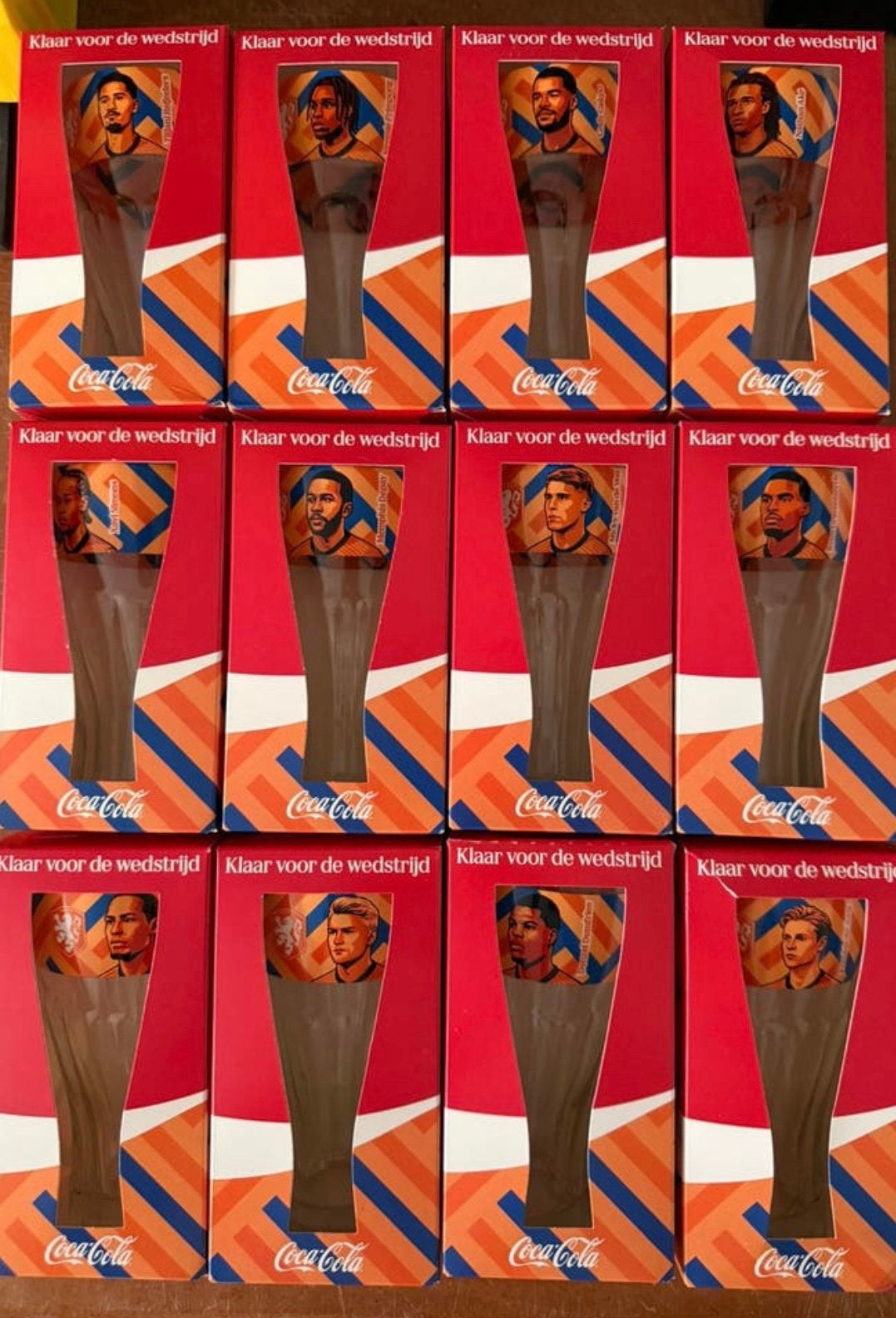 Oranje spelers Coca cola glas (compleet 12x), Maat XL, Ophalen of Verzenden, Nieuw, Overige typen