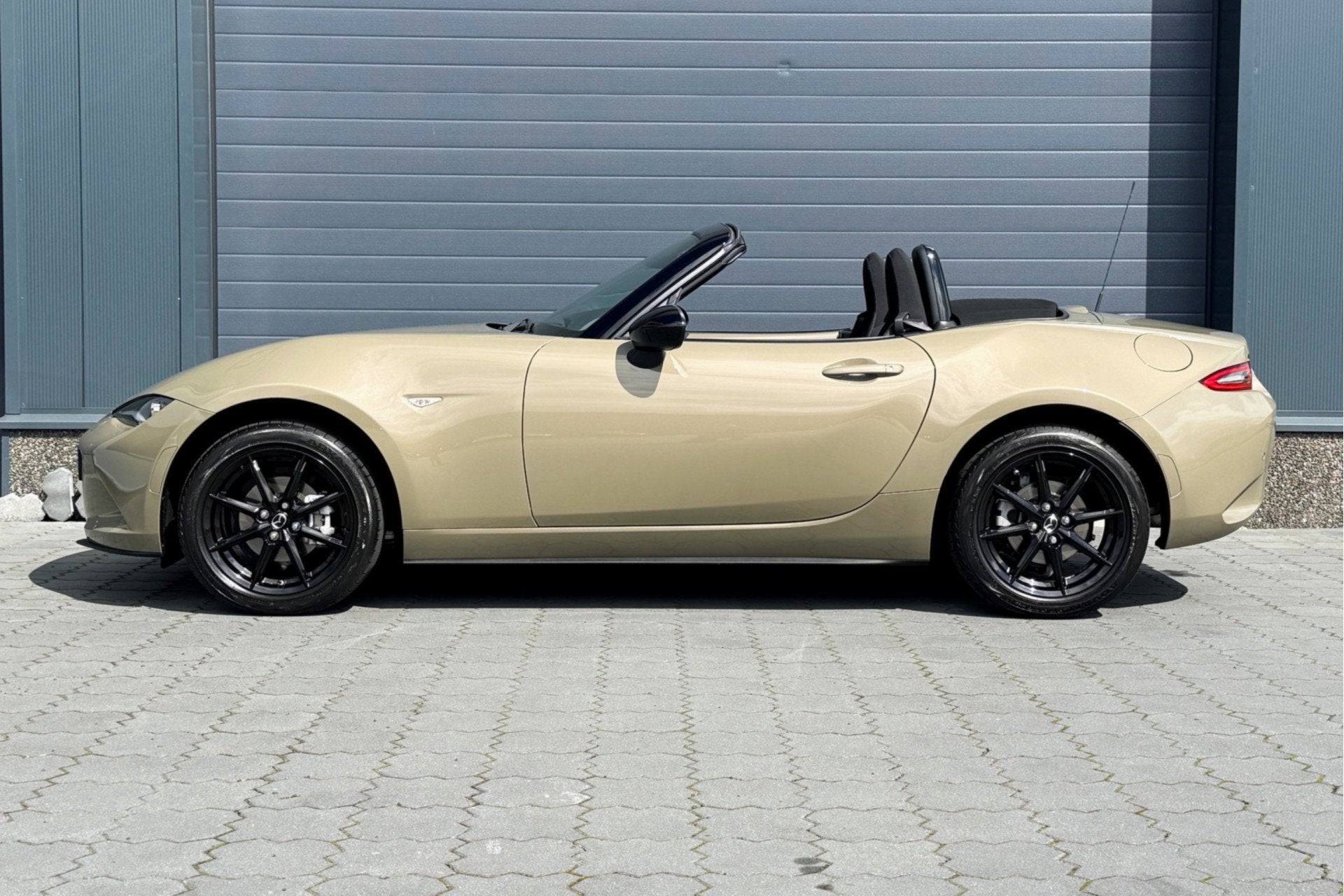 Mazda MX-5 1.5 SkyActiv-G 132 Prime-Line 4040km! NL-auto! 1e, Auto's, Dealer onderhouden, Achterwielaandrijving, 4 cilinders, Alcantara