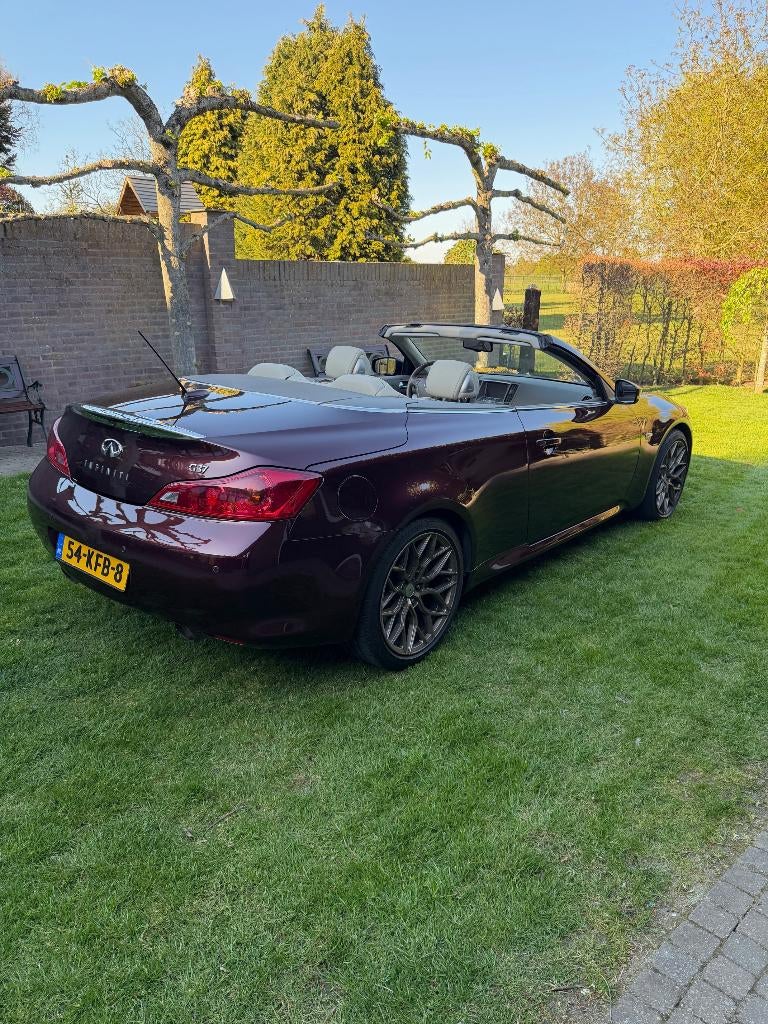 Infiniti G-serie 3.7 V6 Cabriolet / yountimer + Btw auto, Auto's, Infiniti, Automaat, 3696 cc, Cabriolet, 120 €/maand