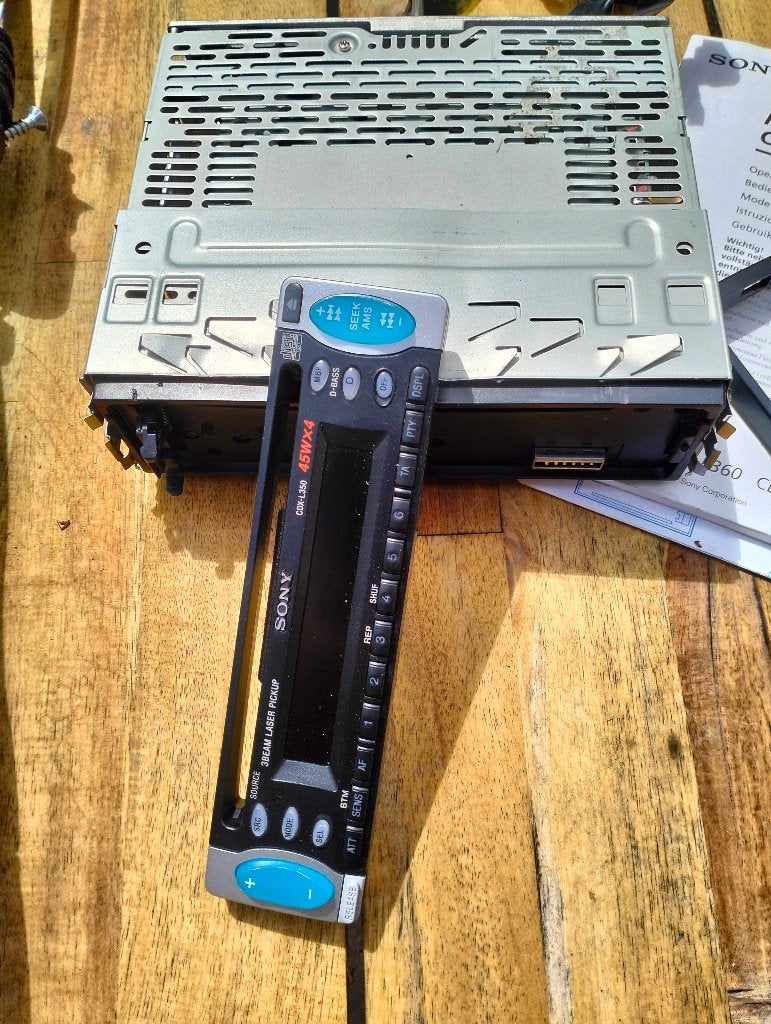 Sony radio/cd player, Ophalen, Zo goed als nieuw