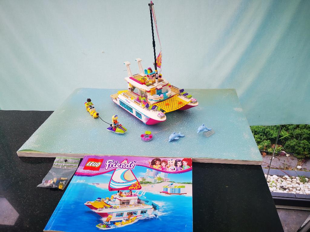 LEGO Friends 41317 Catamaran zonneschijn incl. Water Display, Lego, Friends, Ophalen of Verzenden, Zo goed als nieuw