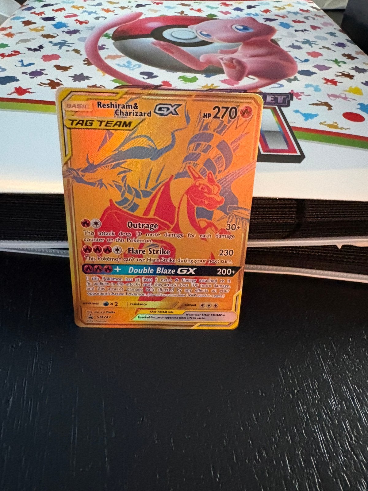 Reshiram en charizard promo, Ophalen of Verzenden, Zo goed als nieuw, Meerdere kaarten, Foil