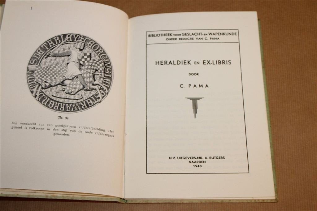Heraldiek en Ex-Libris — Genealogie, Vintage 1943, Ophalen of Verzenden, Gelezen