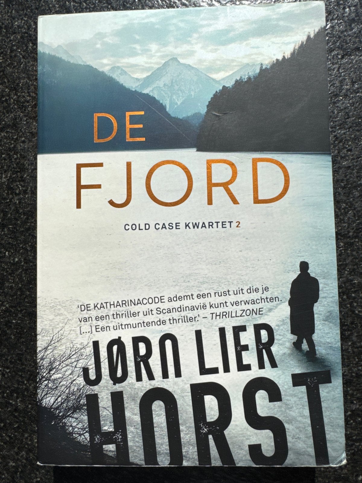 De Fjord - Jørn Lier Horst (Cold Case Kwartet 2), Ophalen of Verzenden, Zo goed als nieuw, Scandinavië