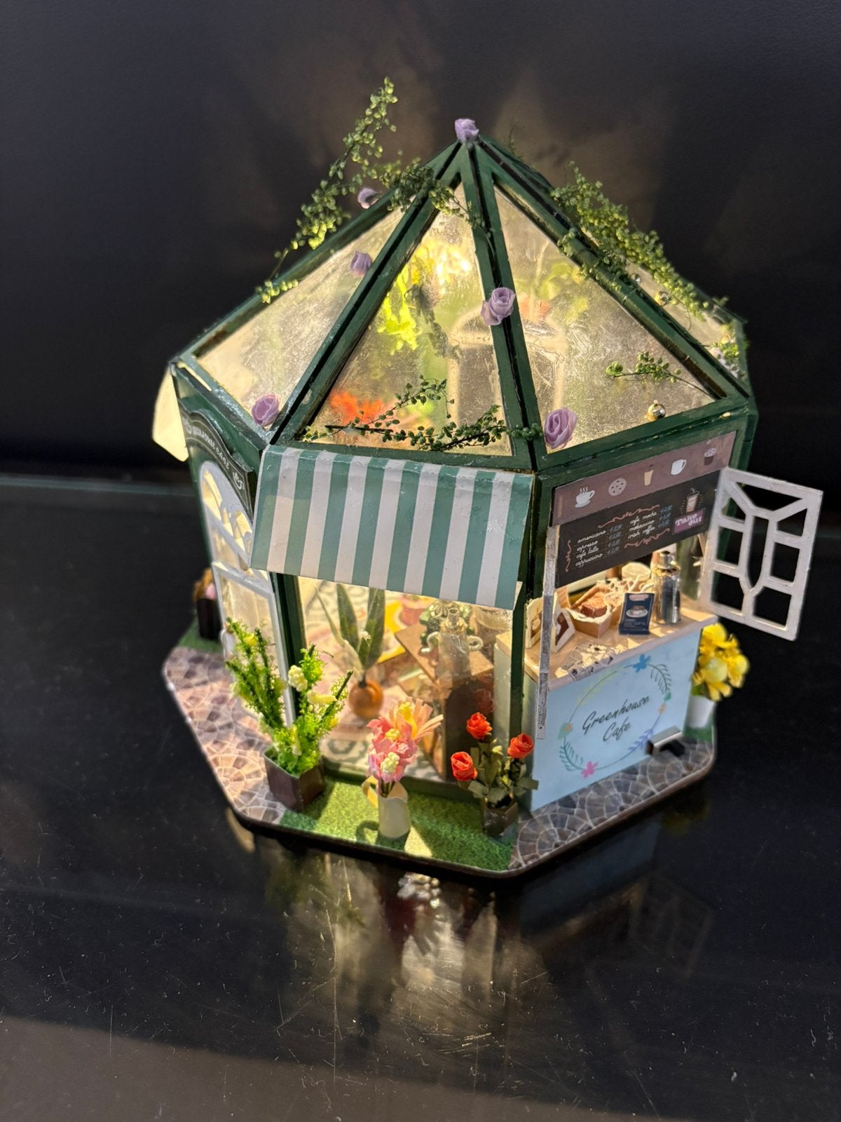 Greenhouse cafe van crafts & co, Ophalen of Verzenden, Zo goed als nieuw, Knutselwerk
