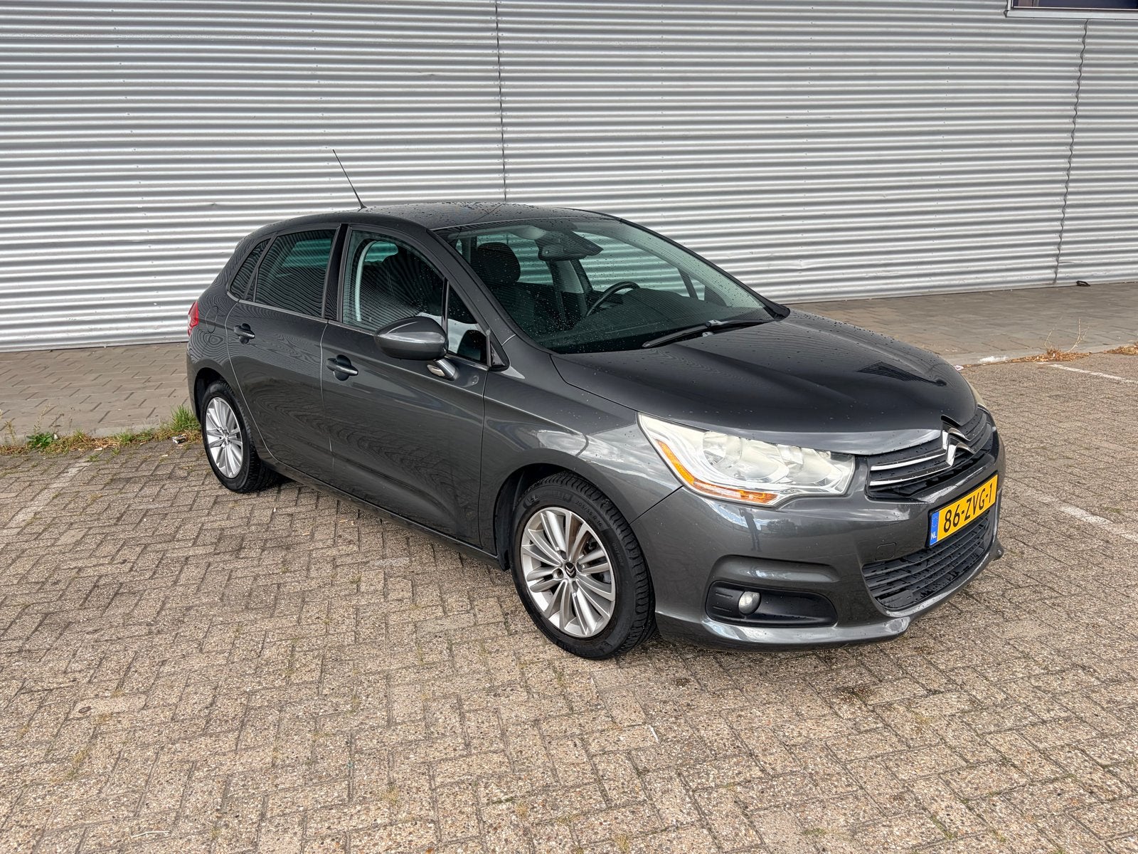 Citroën C4 1.6 VTI Berline 2013 Grijs, Voorwielaandrijving, 1550 kg, 4 cilinders, Origineel Nederlands